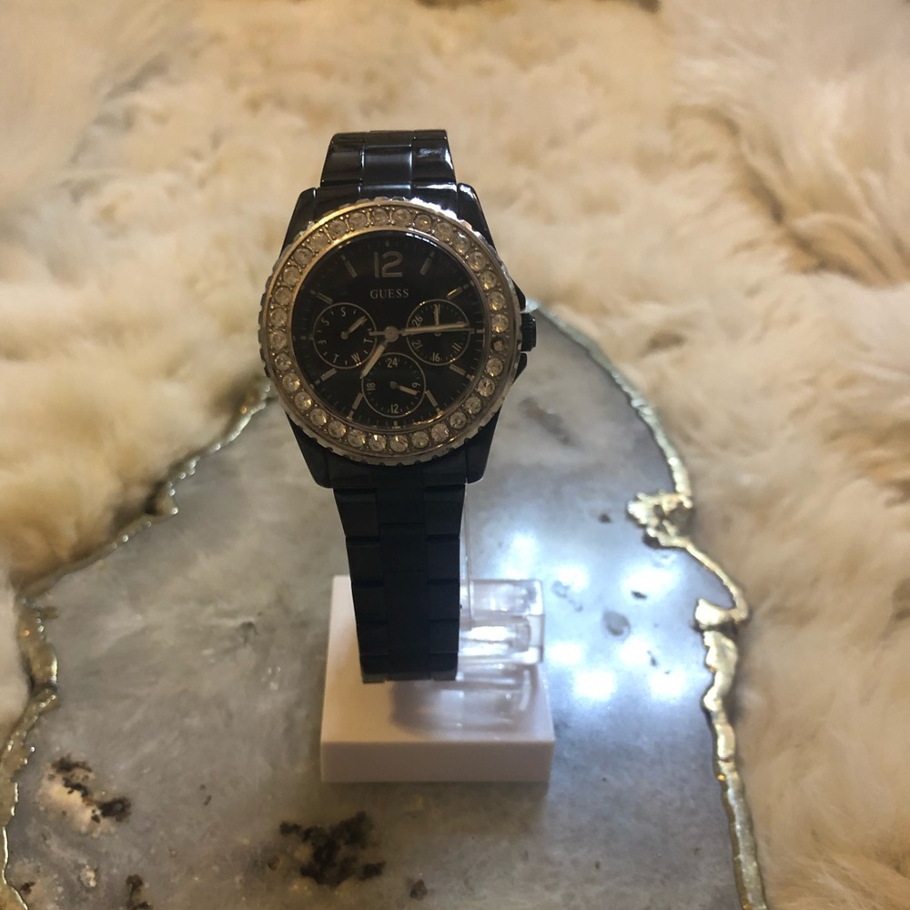 GUESS Watch - Picture 2 of 4